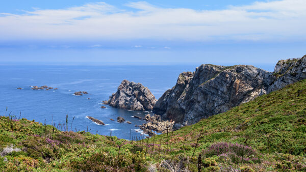 Wallpaper Blue, Mountains, Ocean, Stones, Nature, Greenery, White, Under, Purple, Clouds, Rock, Waves, Sky, Flowers