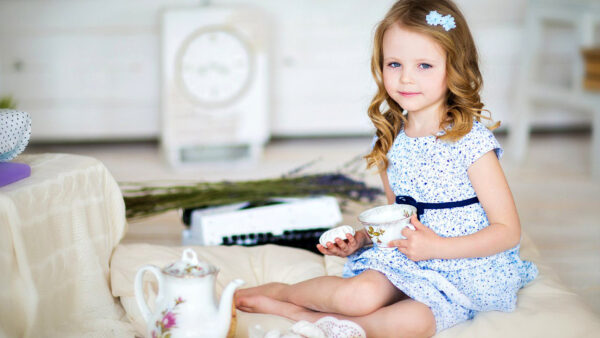 Wallpaper Printed, Background, Sitting, Girl, Little, Wearing, Cute, Blur, Flowers, Dress, White