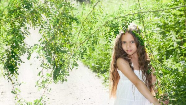 Wallpaper Wearing, Green, Girl, Tree, Little, Bushes, Leaves, White, Background, Beautiful, Cute, Branches, Dress, Standing